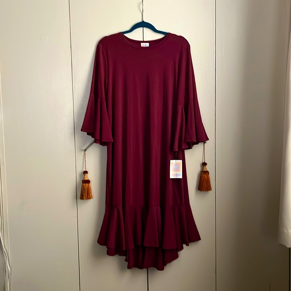 NWT Burgundy LuLaRoe Maurine